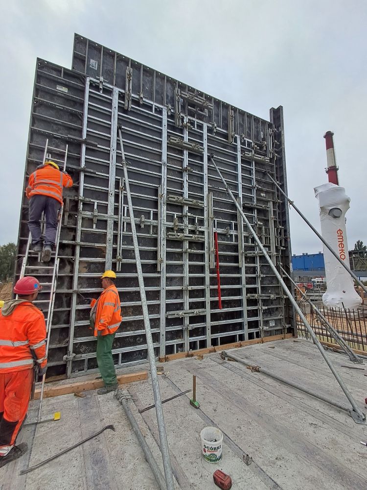 WhatsApp Image 2025-10-08 at 13.26.07.jpeg