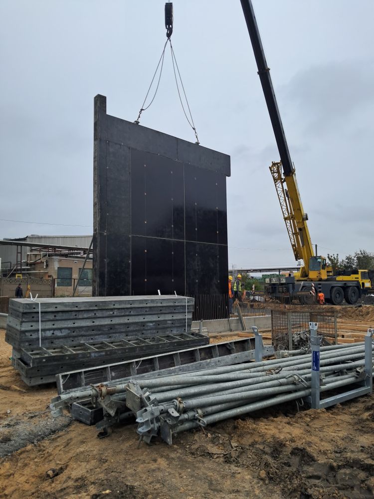 WhatsApp Image 2025-10-08 at 13.26.08.jpeg